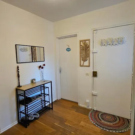 Amber - 20 Min To Paris Guest house